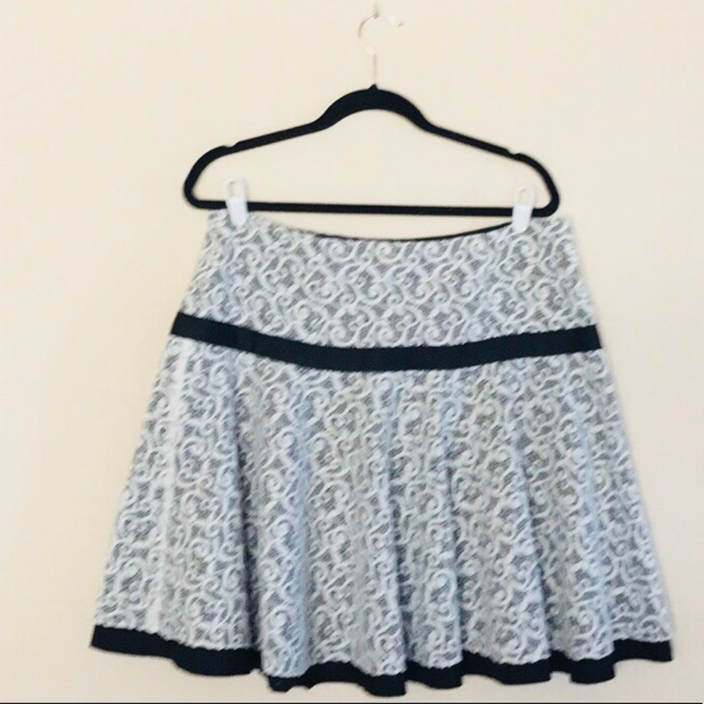 Pleated skirt